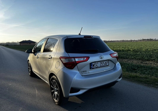Toyota Yaris cena 51900 przebieg: 107000, rok produkcji 2018 z Otmuchów małe 67
